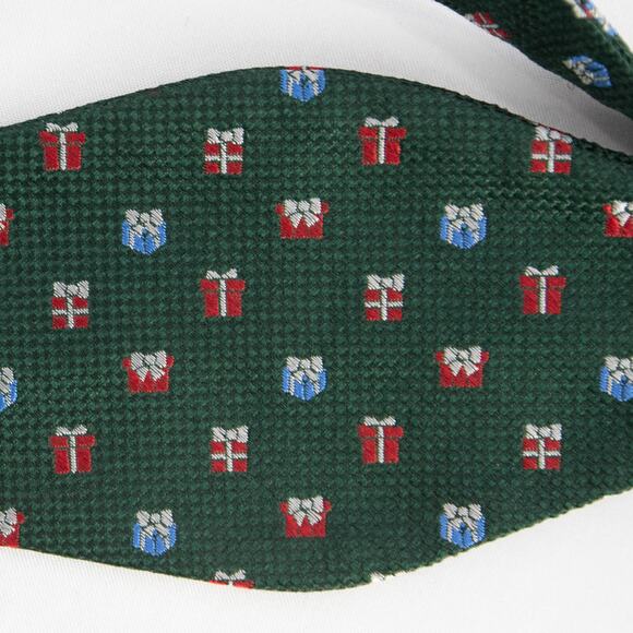 Daniel Cremieux Green Christmas Presents 100% Silk Self Tie Bow Tie Bowtie - Picture 3 of 7